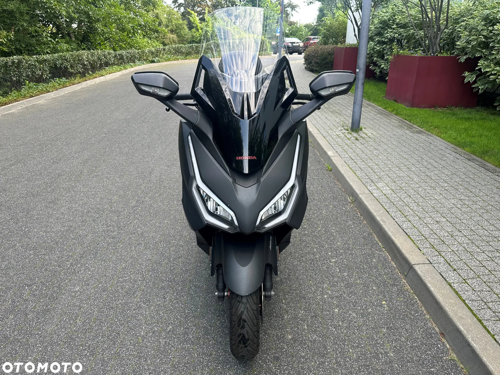 Honda NSS - 9