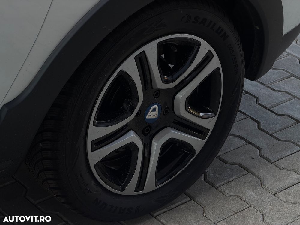 Dacia Lodgy TCe 130 GPF Stepway - 37