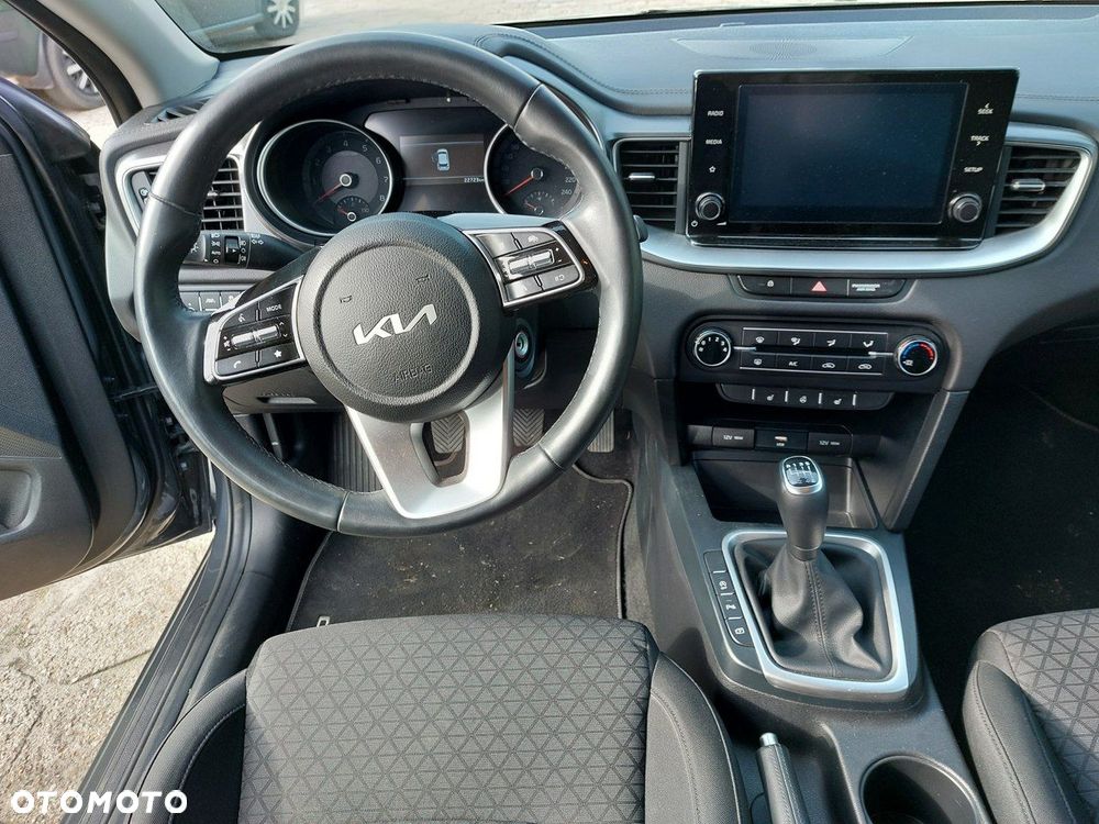 Kia Ceed - 20