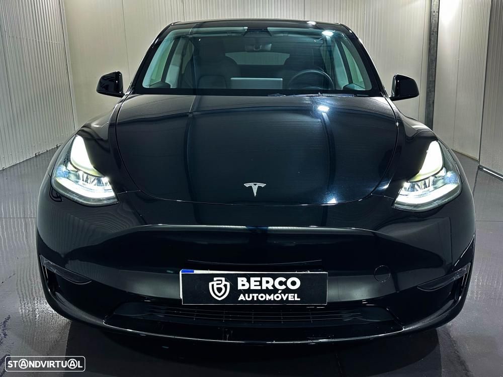 Tesla Model Y Long Range Dual Motor AWD - 3