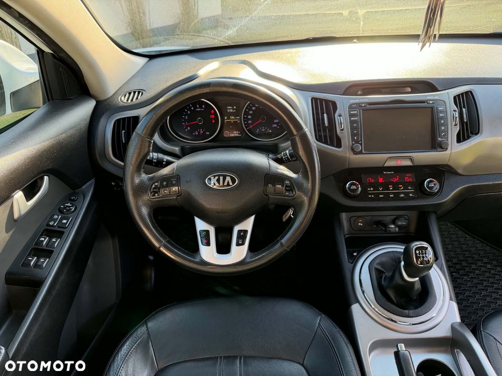 Kia Sportage - 10
