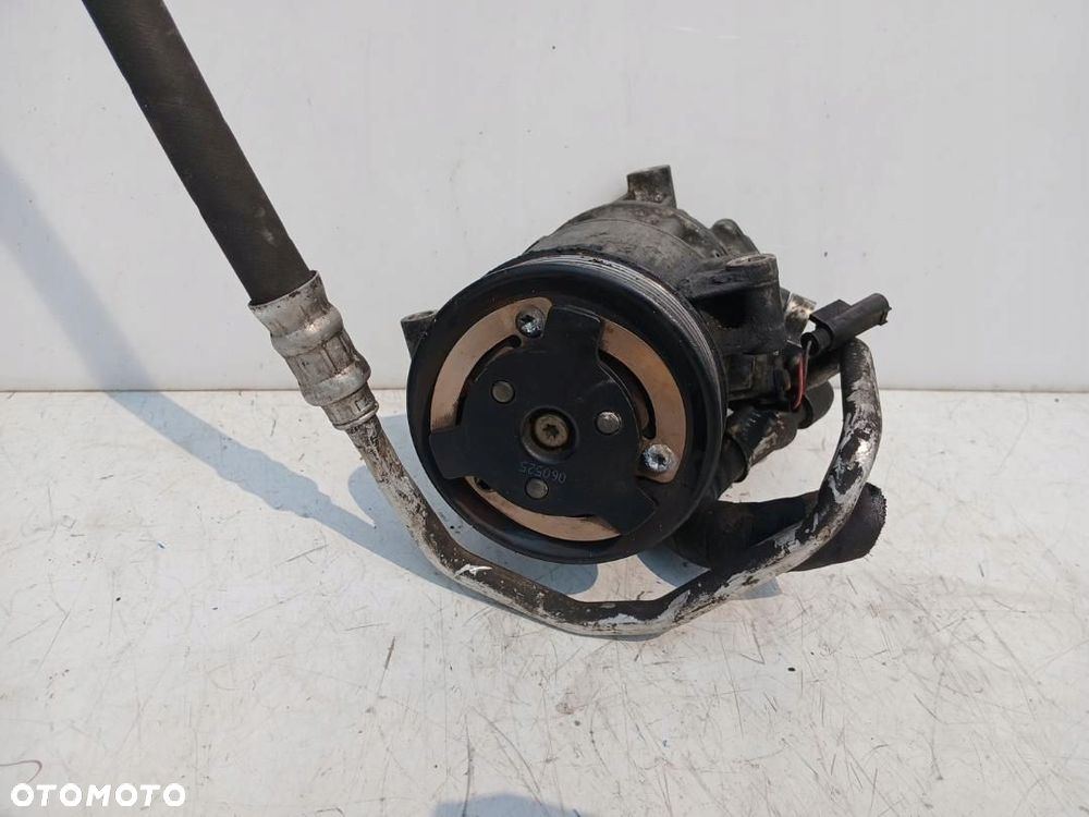 SPRĘŻARKA KOMPRESOR KLIMATYZACJI BMW 1 E81 E87 2.0 B N46B20B 6915380-08 - 3