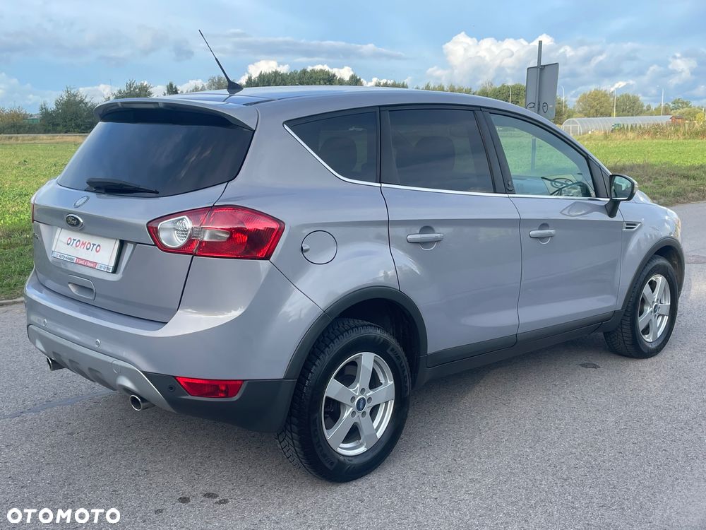 Ford Kuga 2.0 TDCi 2x4 Champions Edition - 26