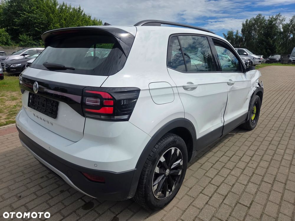 Volkswagen T-Cross - 3