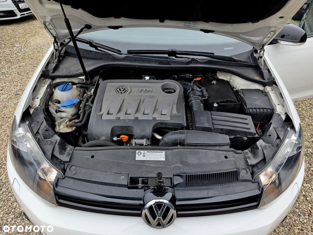 Volkswagen Golf 2.0 TDI Comfortline - 38