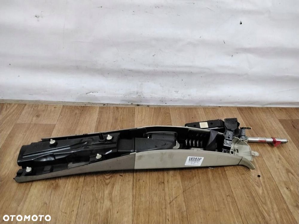 volvo s60 pas bezpieczeństwa prawy przód - 2