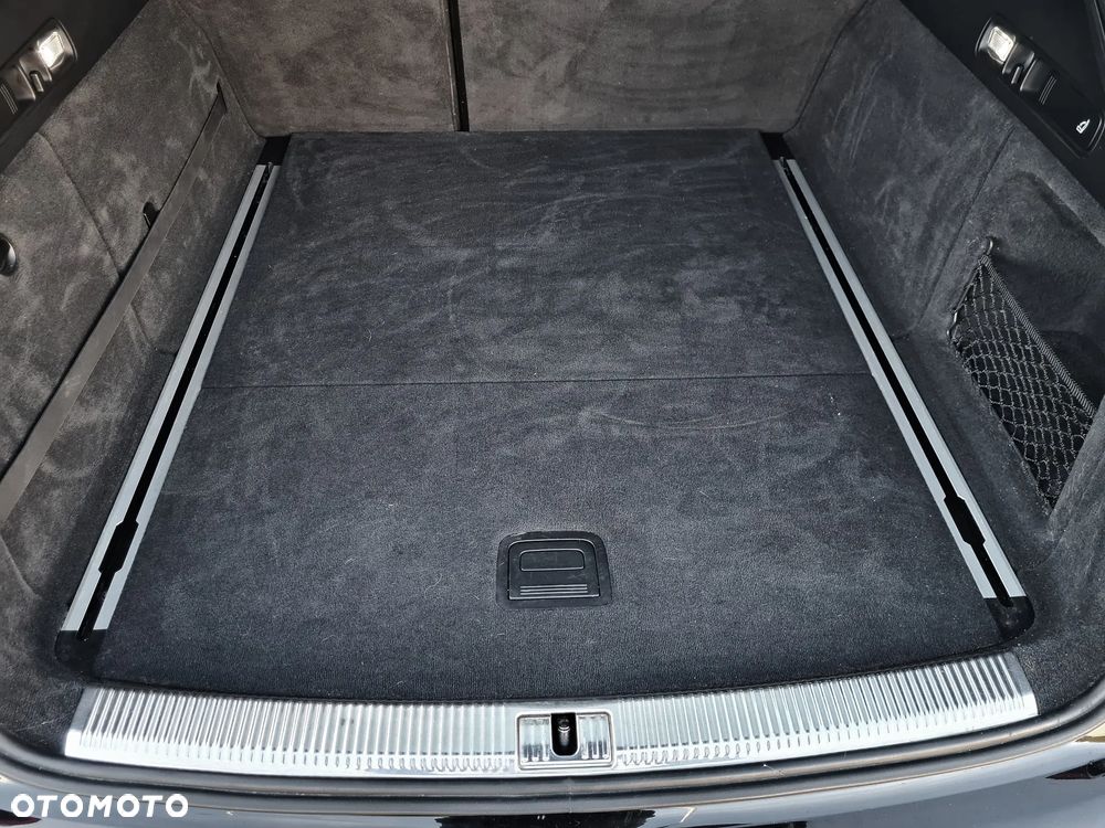 Audi A6 Avant 2.0 TDI Ultra DPF S tronic - 32