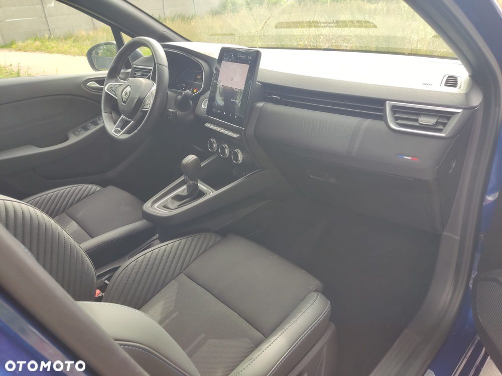 Renault Clio - 36