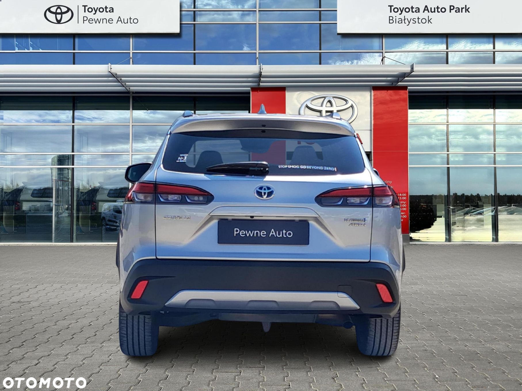 Toyota Corolla Cross 2.0 Hybrid Style AWD - 4