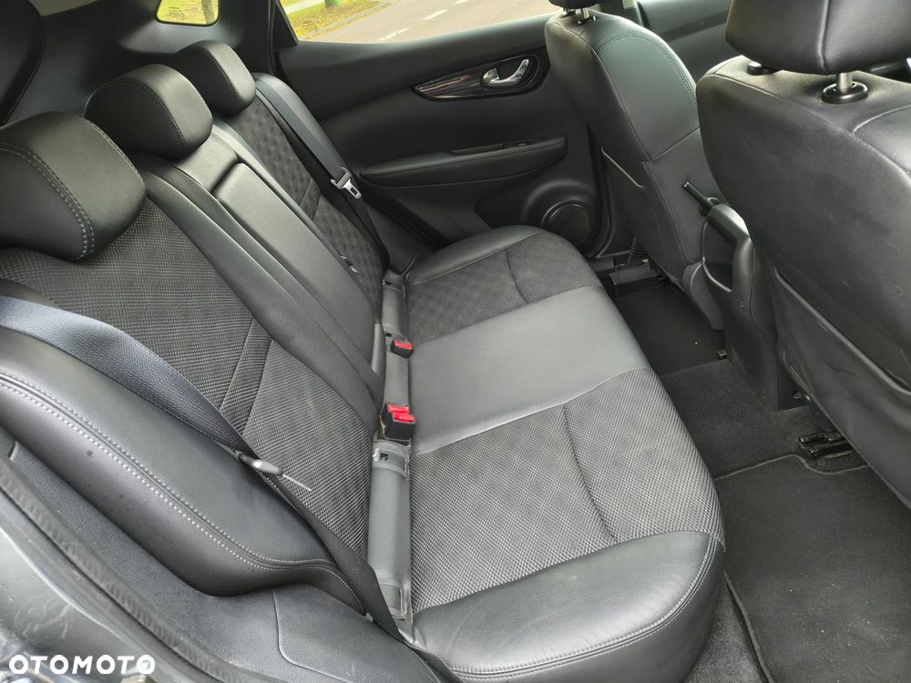 Nissan Qashqai 1.2 DIG-T Tekna+ - 24