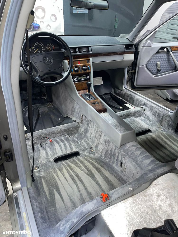 Mercedes-Benz W124 - 6