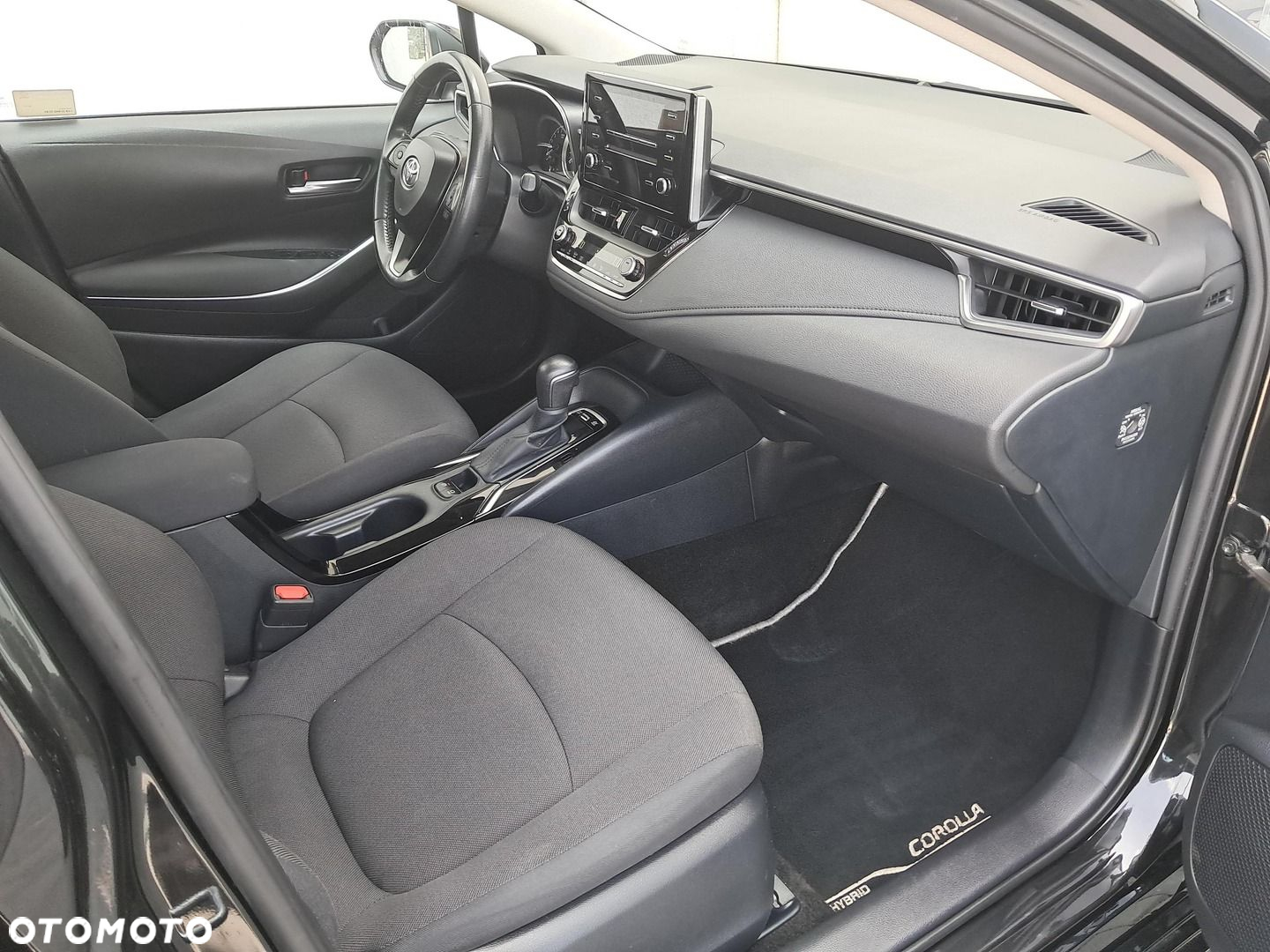 Toyota Corolla - 12
