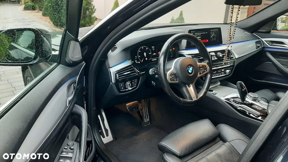 BMW Seria 5 540d xDrive M Sport sport - 12