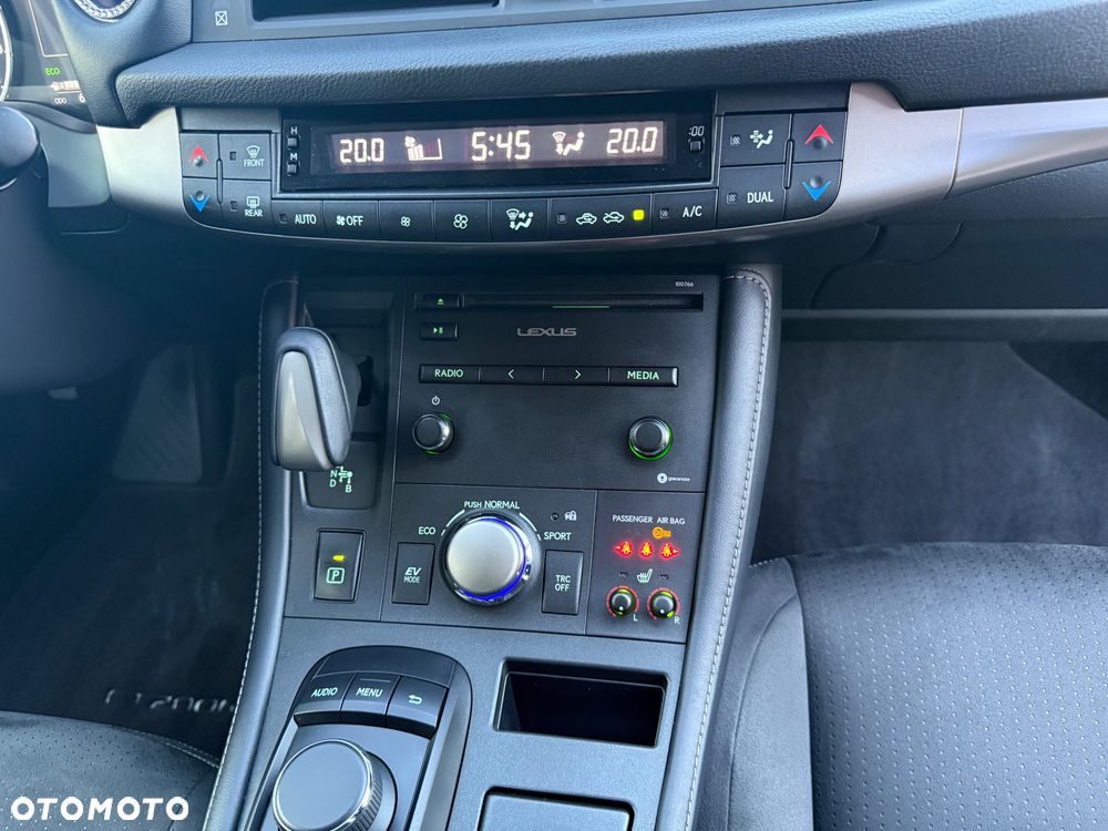 Lexus CT 200h Elegance - 15