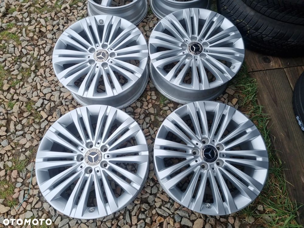 MERCEDES A2064014400 C-KLASSE W206,205,GLA ALU 7X17 ET44.5 5X112 bdb stan - 1