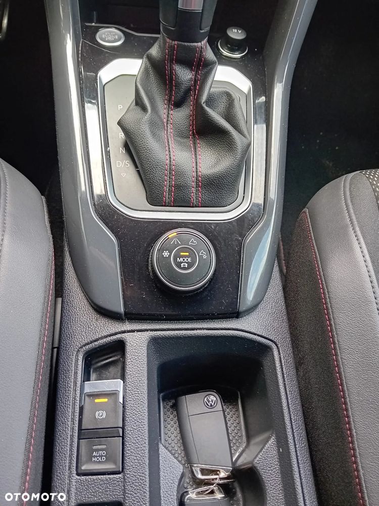 Volkswagen T-Roc 2.0 TSI 4Motion DSG Sport - 29