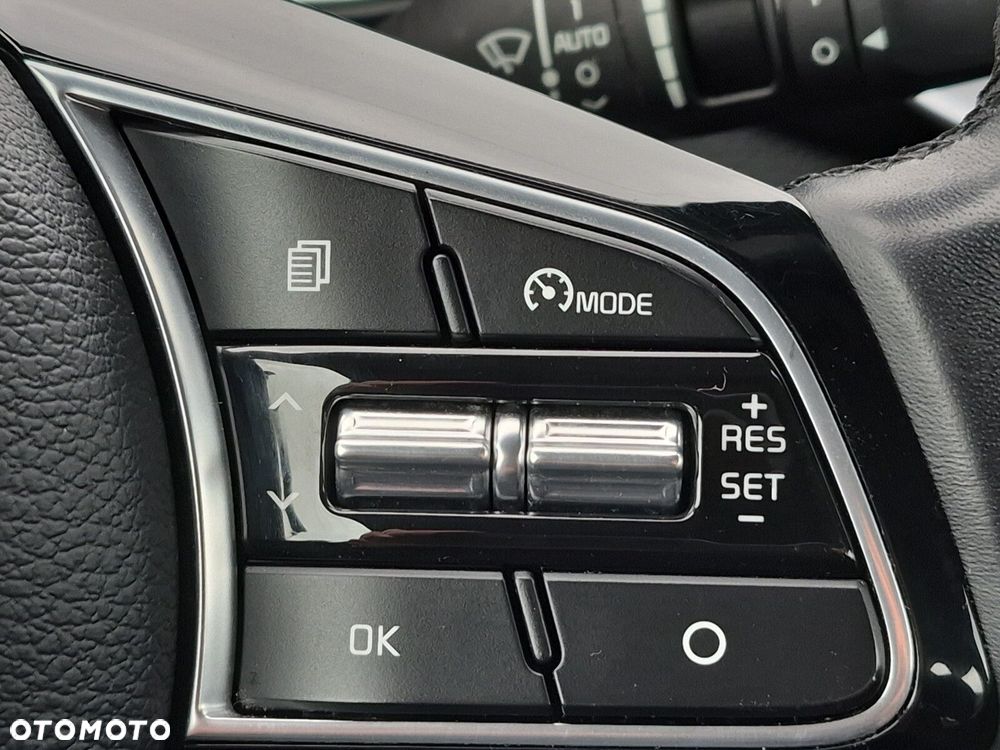 Kia Ceed 1.6 CRDi mHEV L Business Line - 18