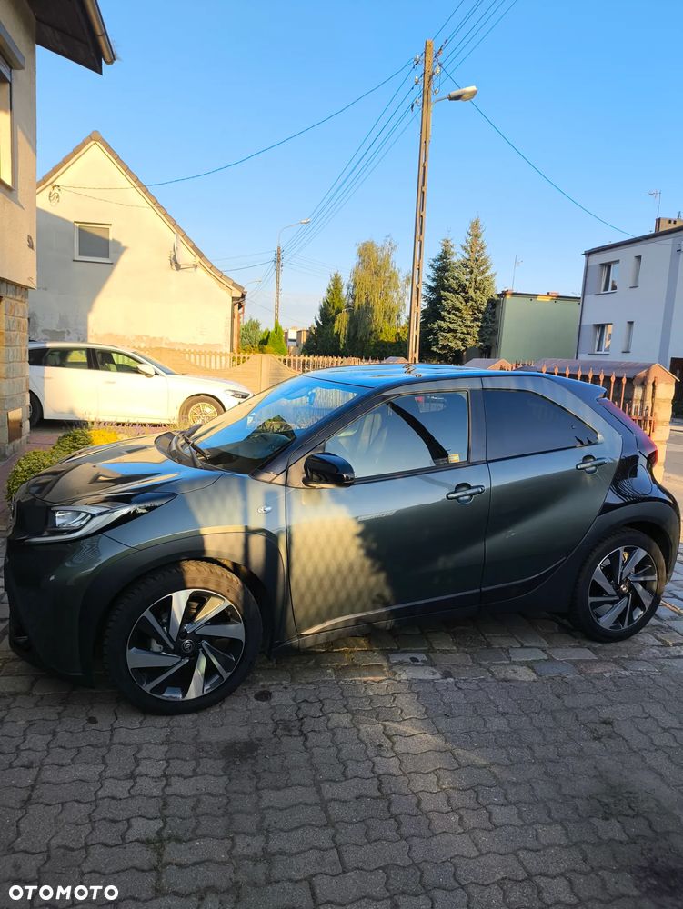 Toyota Aygo X 1.0 VVT-i Executive CVT - 3
