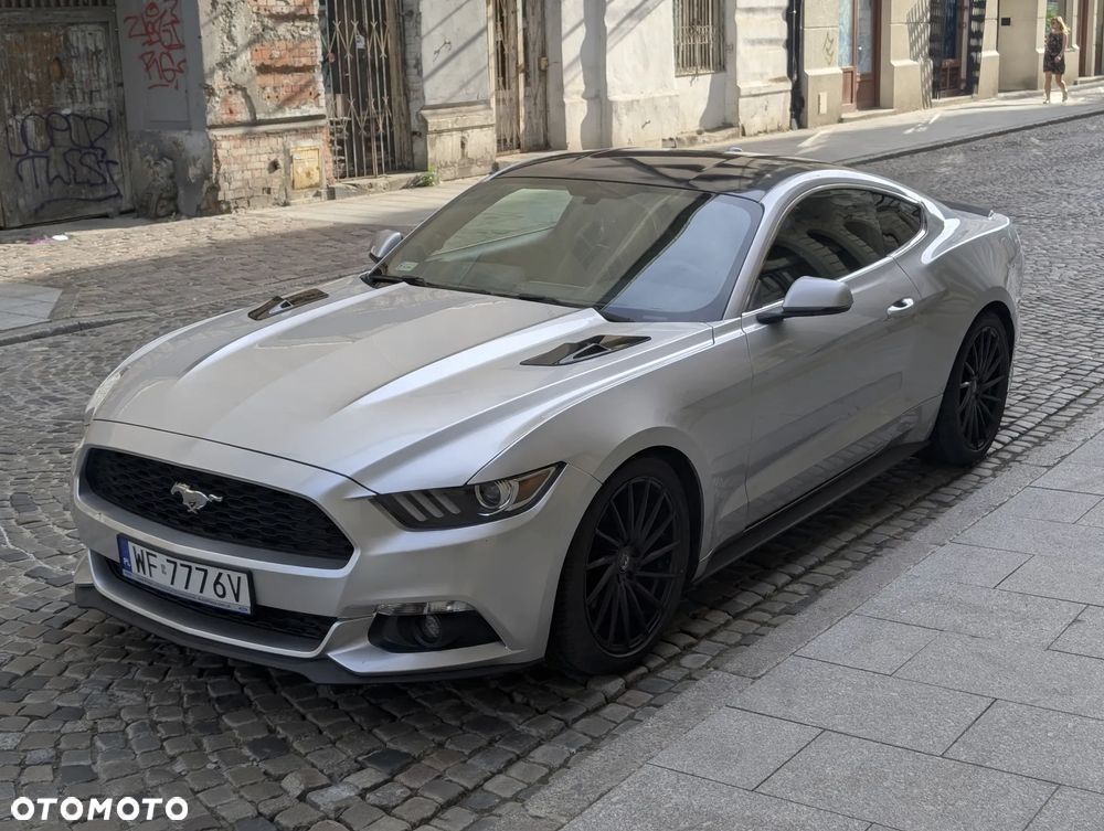 Ford Mustang 2.3 EcoBoost - 19