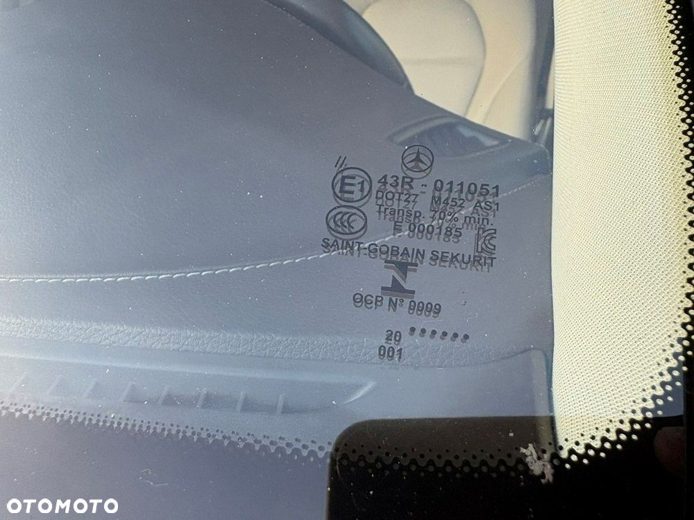 Mercedes-Benz GLC - 37