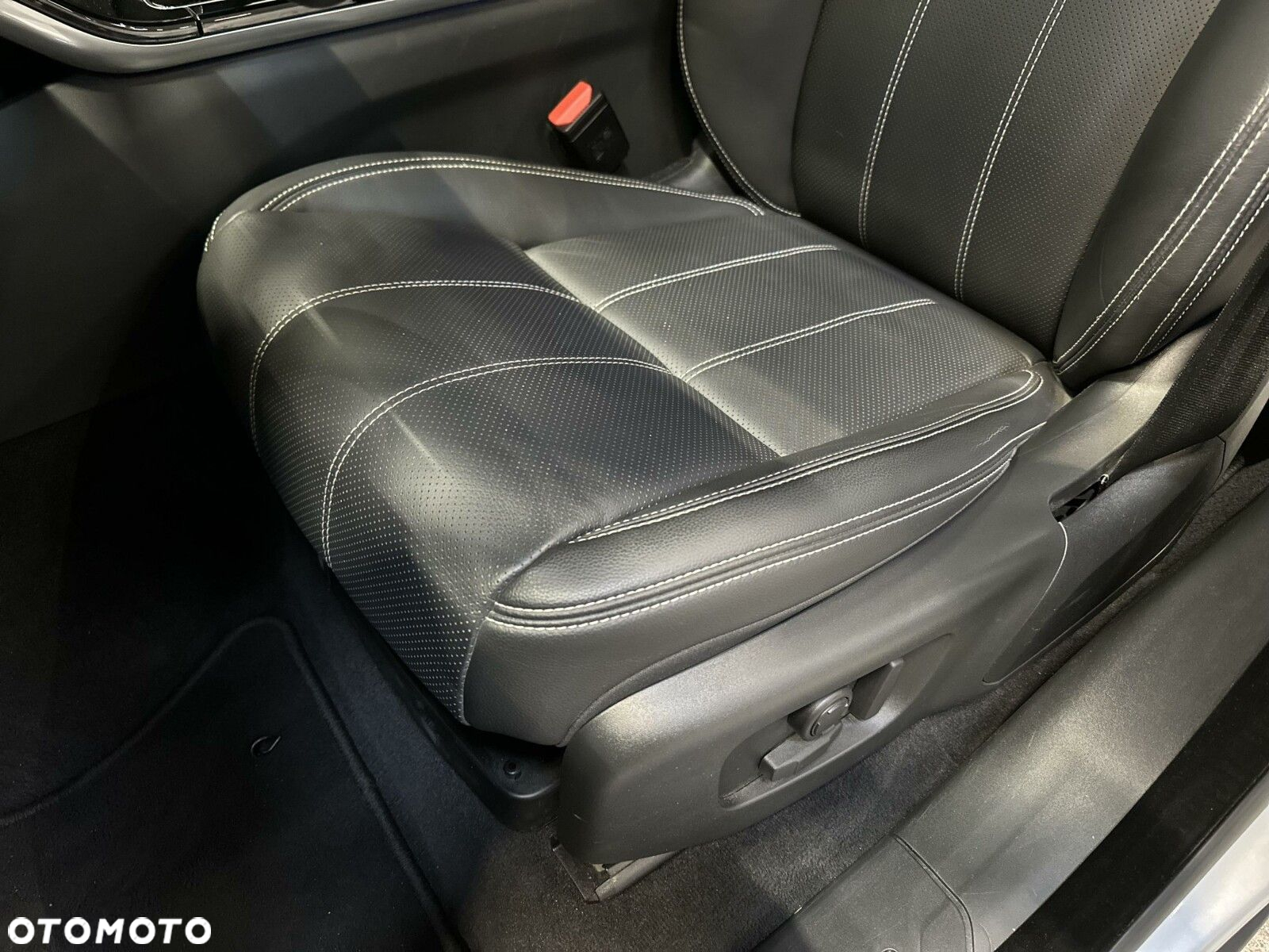 Land Rover Range Rover Velar - 13