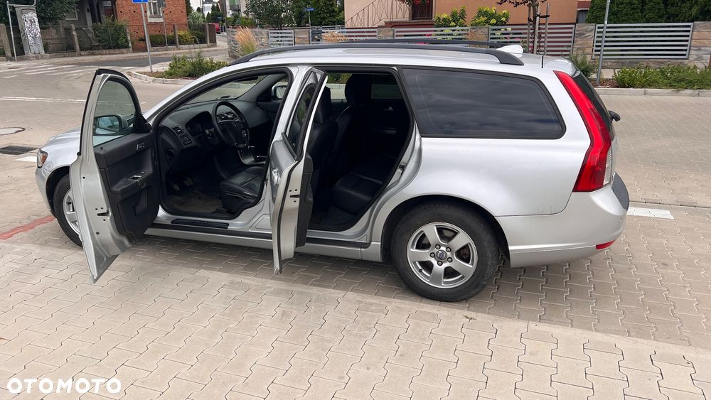Volvo V50 1.6D DPF Kinetic - 5