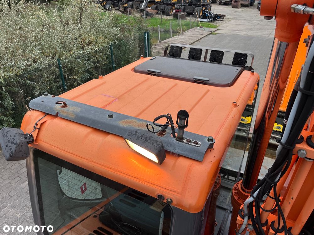 Doosan DX140W - 21