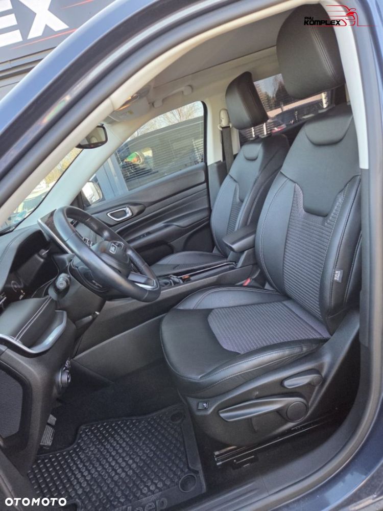 Jeep Compass - 8