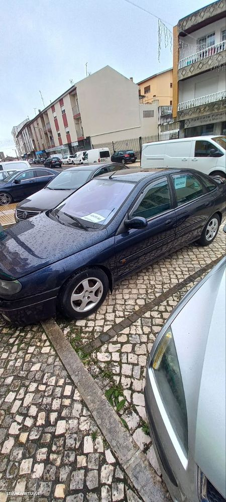 Renault Laguna 1.6 RXE - 1