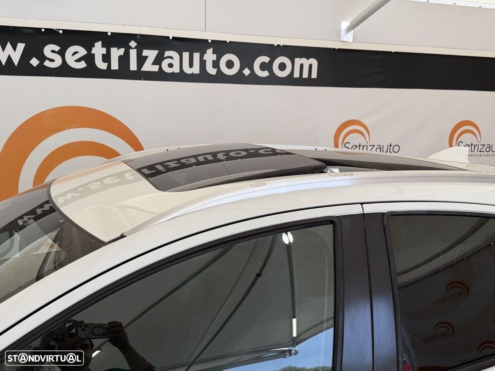 Honda HR-V 1.6 i-DTEC Executive - 6