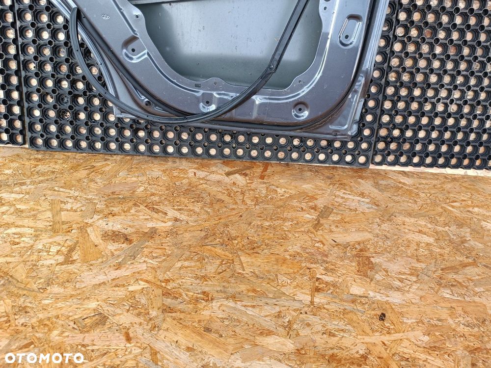 HYUNDAI TUCSON DRZWI TYŁ TYLNE LEWY - 11