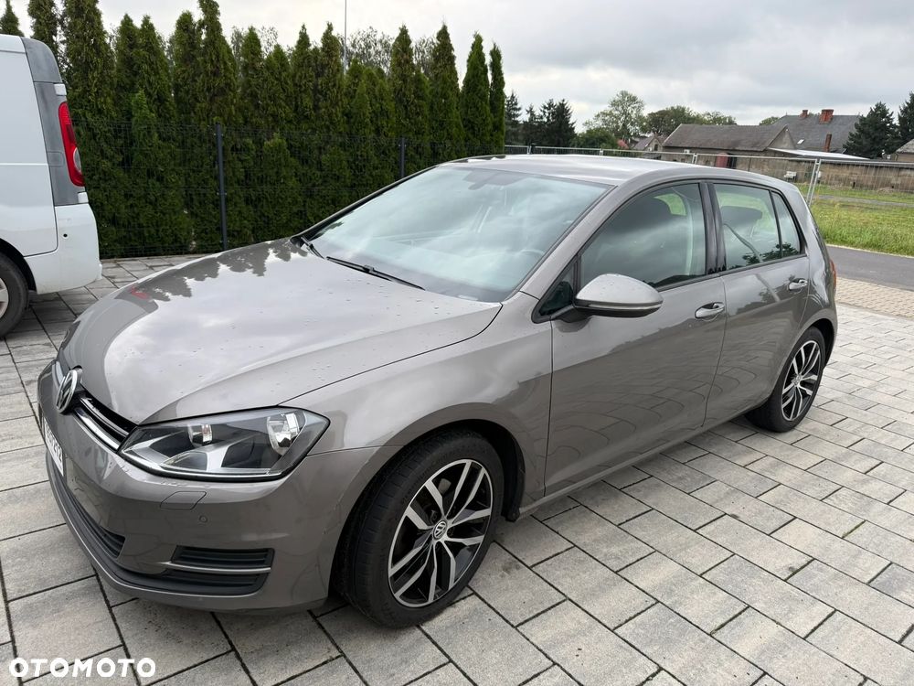 Volkswagen Golf 1.4 TSI BMT Highline - 1