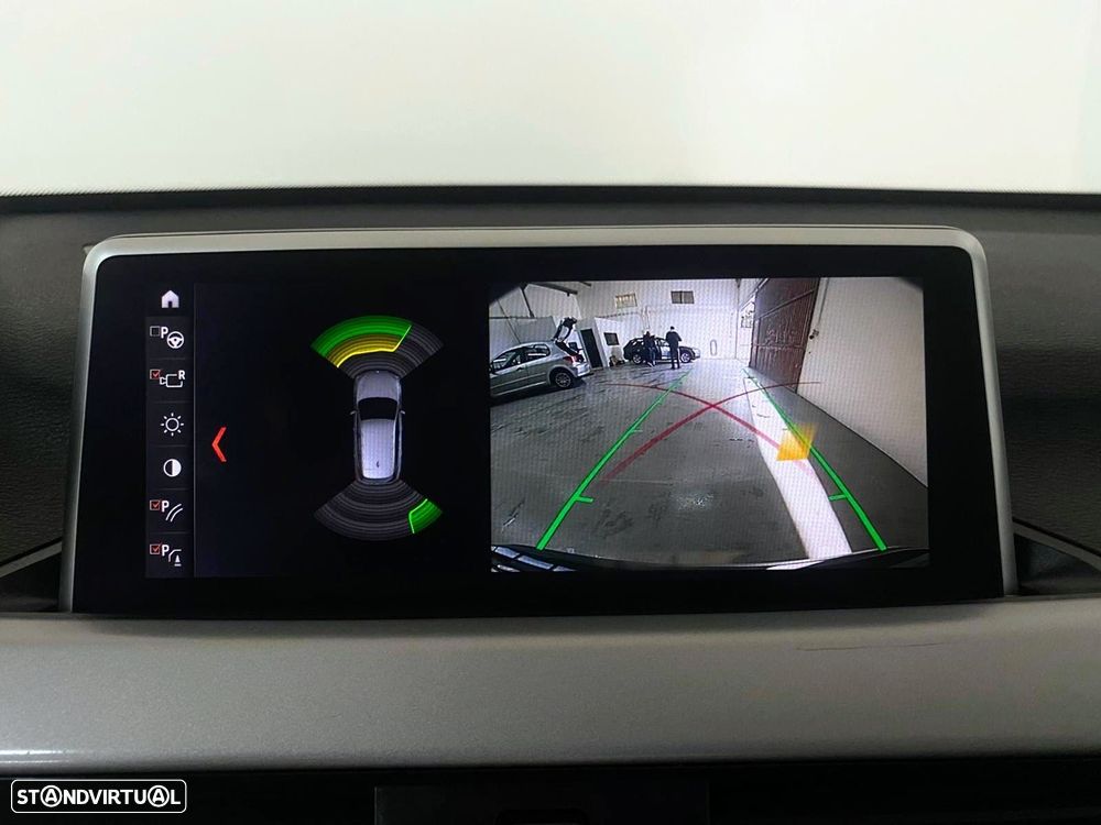 BMW X1 18 d sDrive Auto - 31