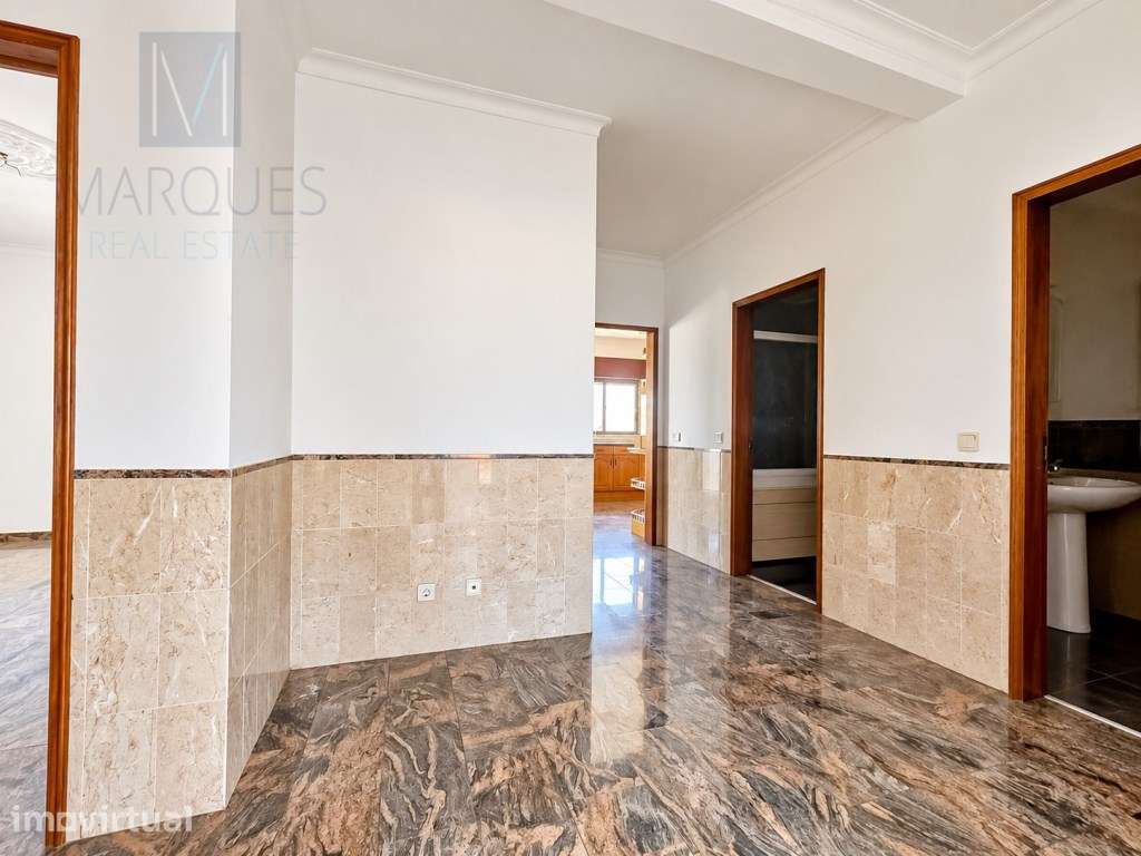 Apartamento T4 com Terraço em Gaio Rosário - Moita - Grande imagem: 4/16