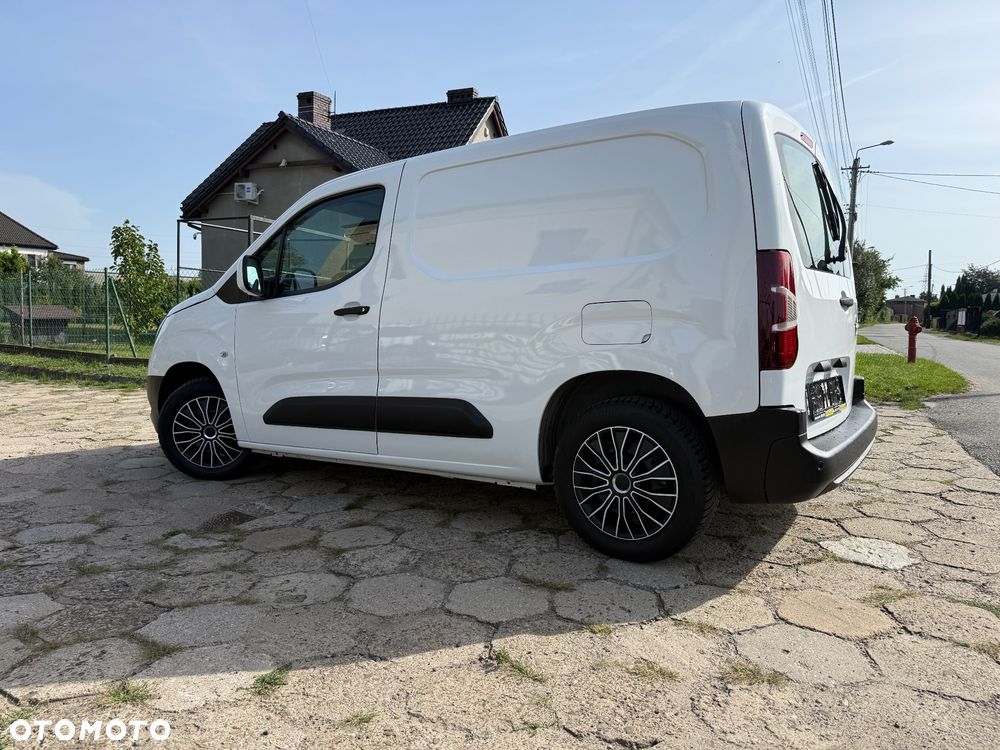 Opel COMBO - 4