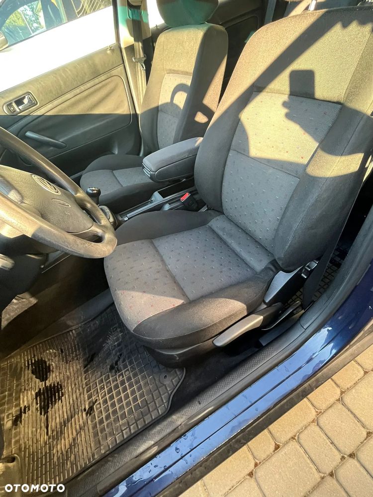 Volkswagen Passat 1.9 TDI CL - 16