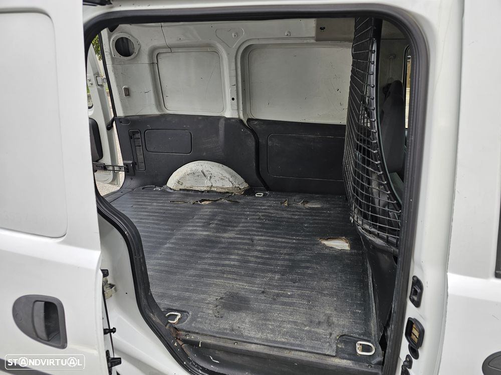 Opel combo A/C - 14