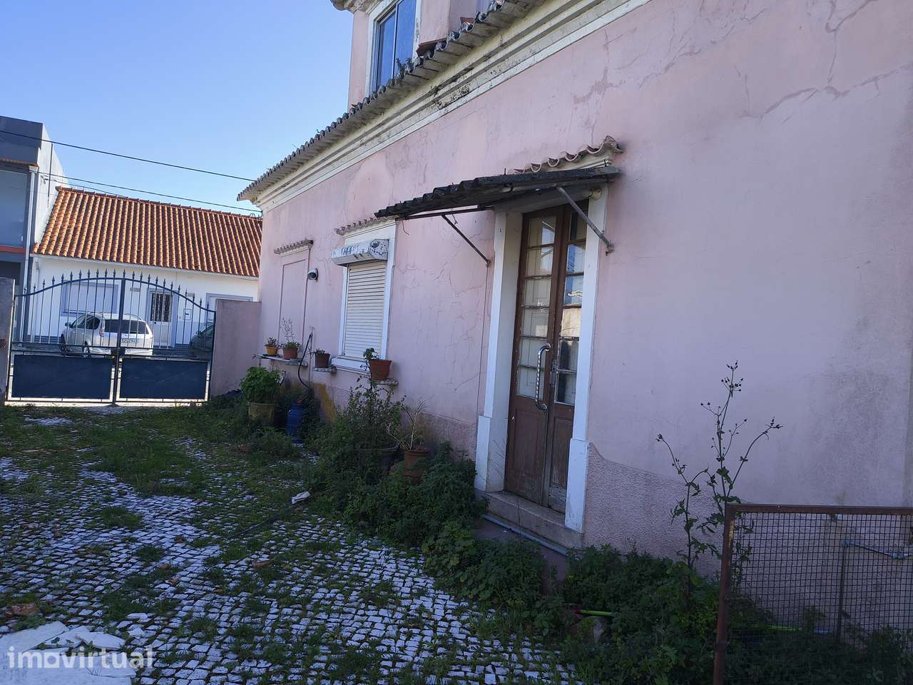 Moradia T3 com jardim e garagem na Marinha Grande - Grande imagem: 2/8