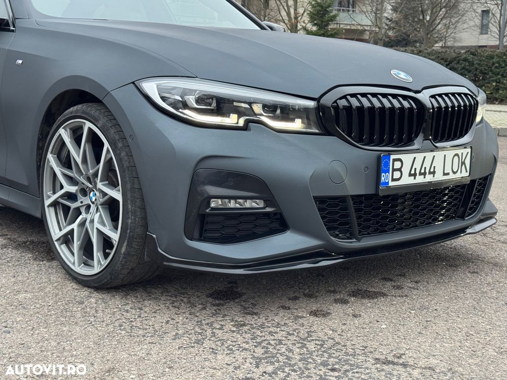 BMW Seria 3 330i AT - 6