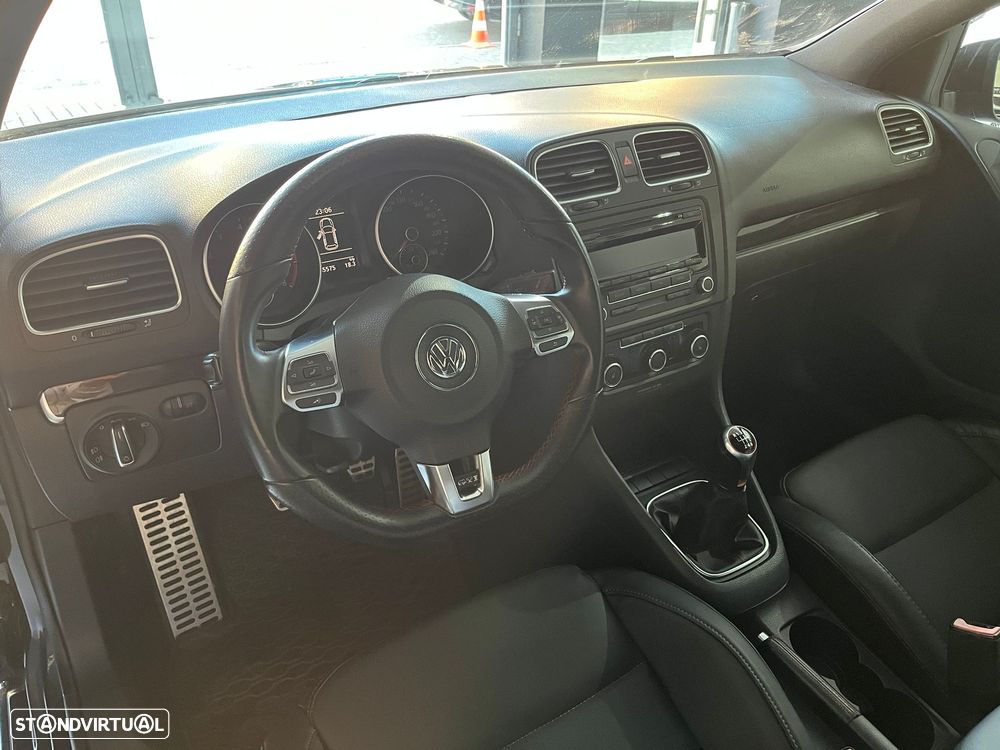 VW Golf 2.0 GTi - 14