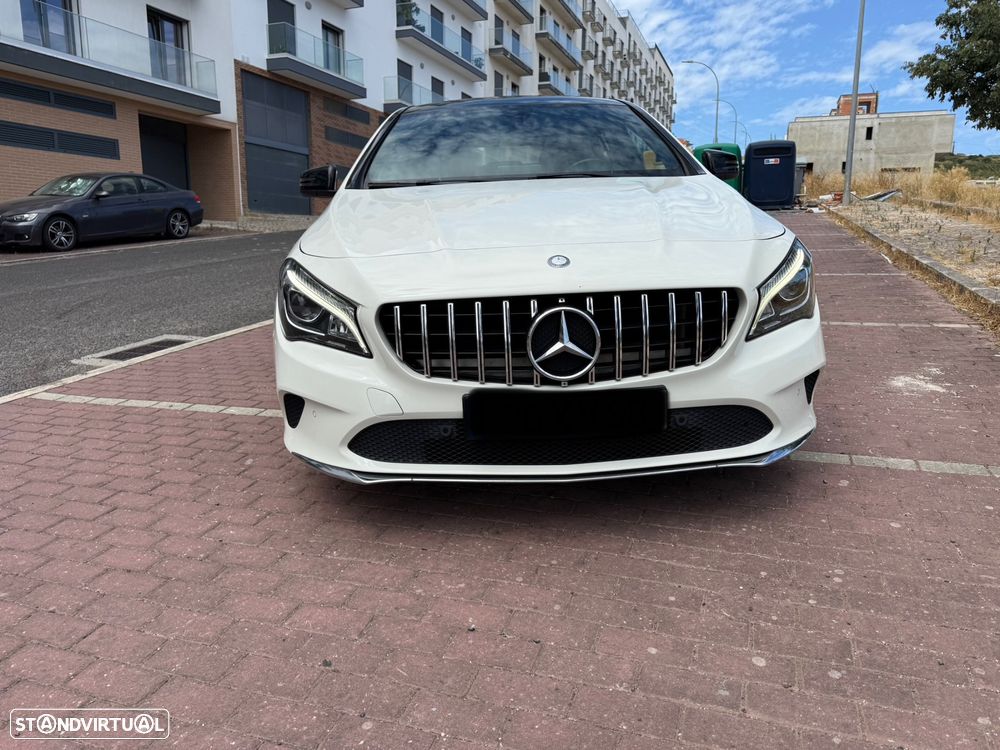 Mercedes-Benz CLA 180 d Shooting Brake Urban - 3