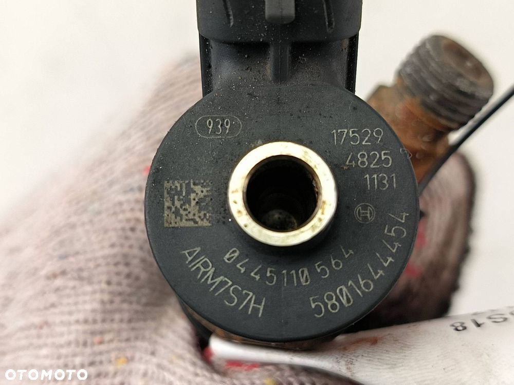 WTRYSKIWACZ IVECO DAILY 35S18 5801644454 - 2