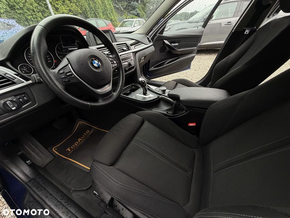 BMW Seria 3 320d Sport Line - 18