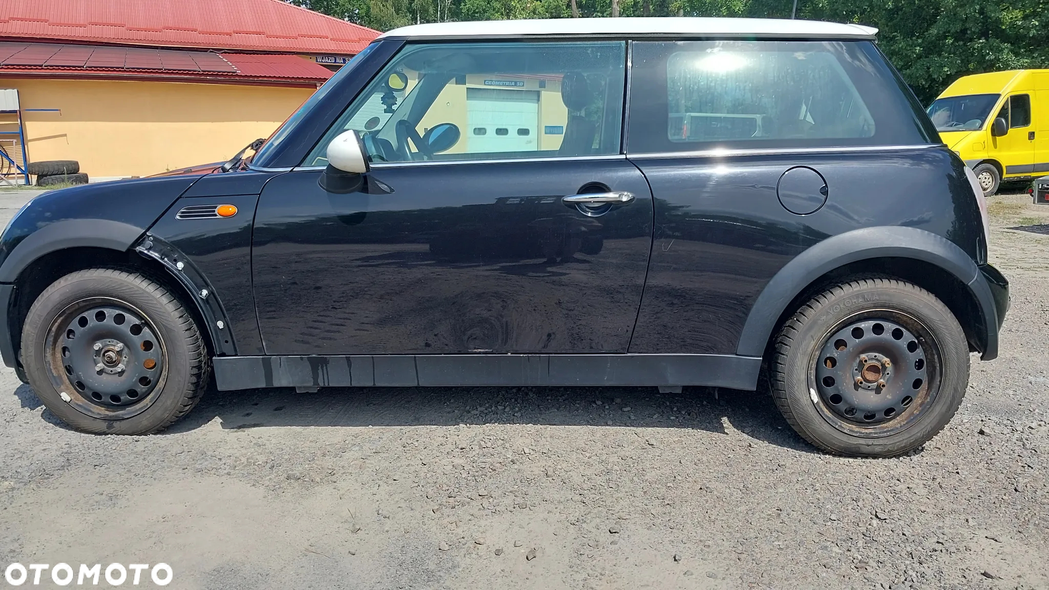 Mini Cooper I One R50 silnik 1.6 W10B16A benzyna drzwi maska zderzak cosmos black metalic 303 fotele wnętrze skóra boczki jasne skóry felgi koła szyba belka sanki lewarek konsola panel maglownica dach zamek drzwi prawy lewy przód Wszystkie części NA CZĘŚCI - 10