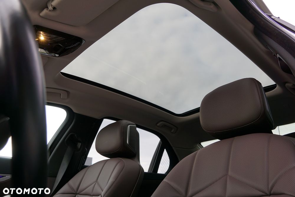 BMW Seria 7 740d xDrive mHEV sport - 31