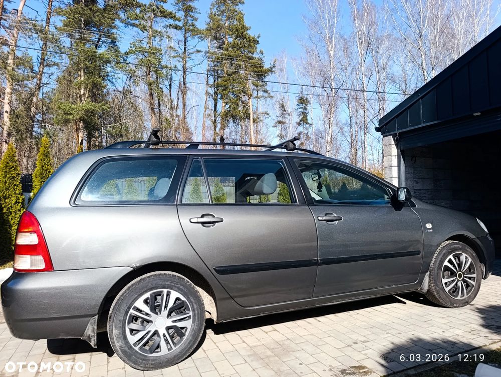 Toyota Corolla 1.4 VVT-i Base - 5