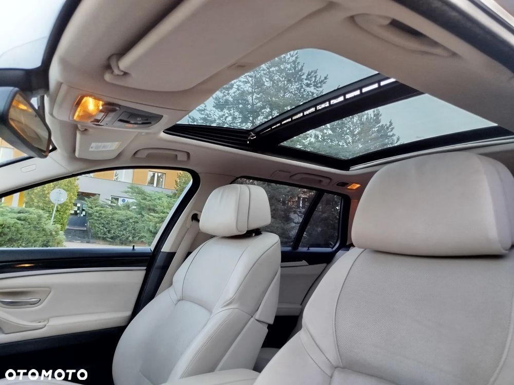 BMW Seria 5 530d Sport-Aut - 16
