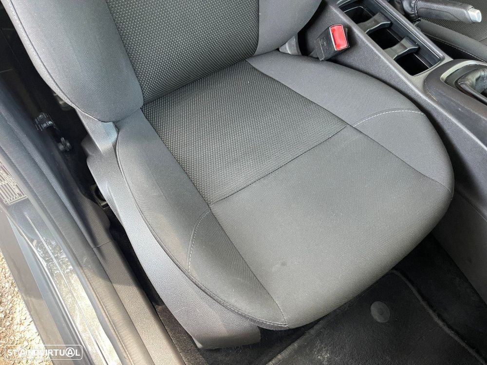 Ford Focus 1.0 SCTi Trend+ - 35