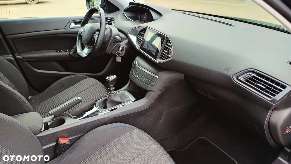 Peugeot 308 PureTech 110 Stop & Start Allure - 22