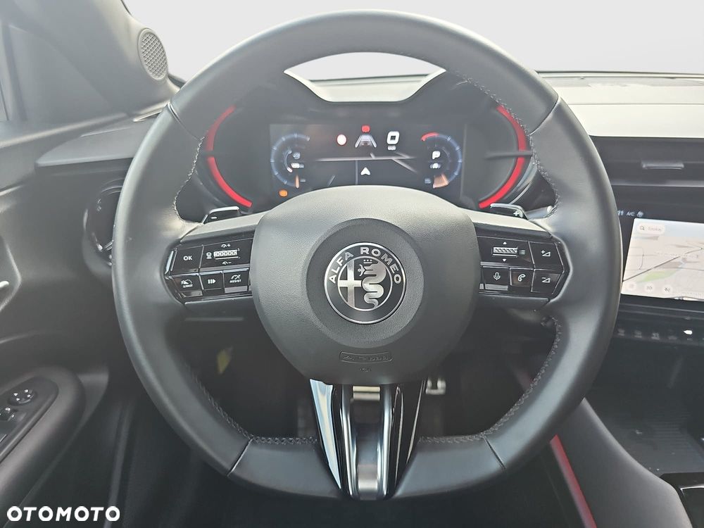 Alfa Romeo Junior 1.2 mHEV Ibrida Speciale eDCT - 20